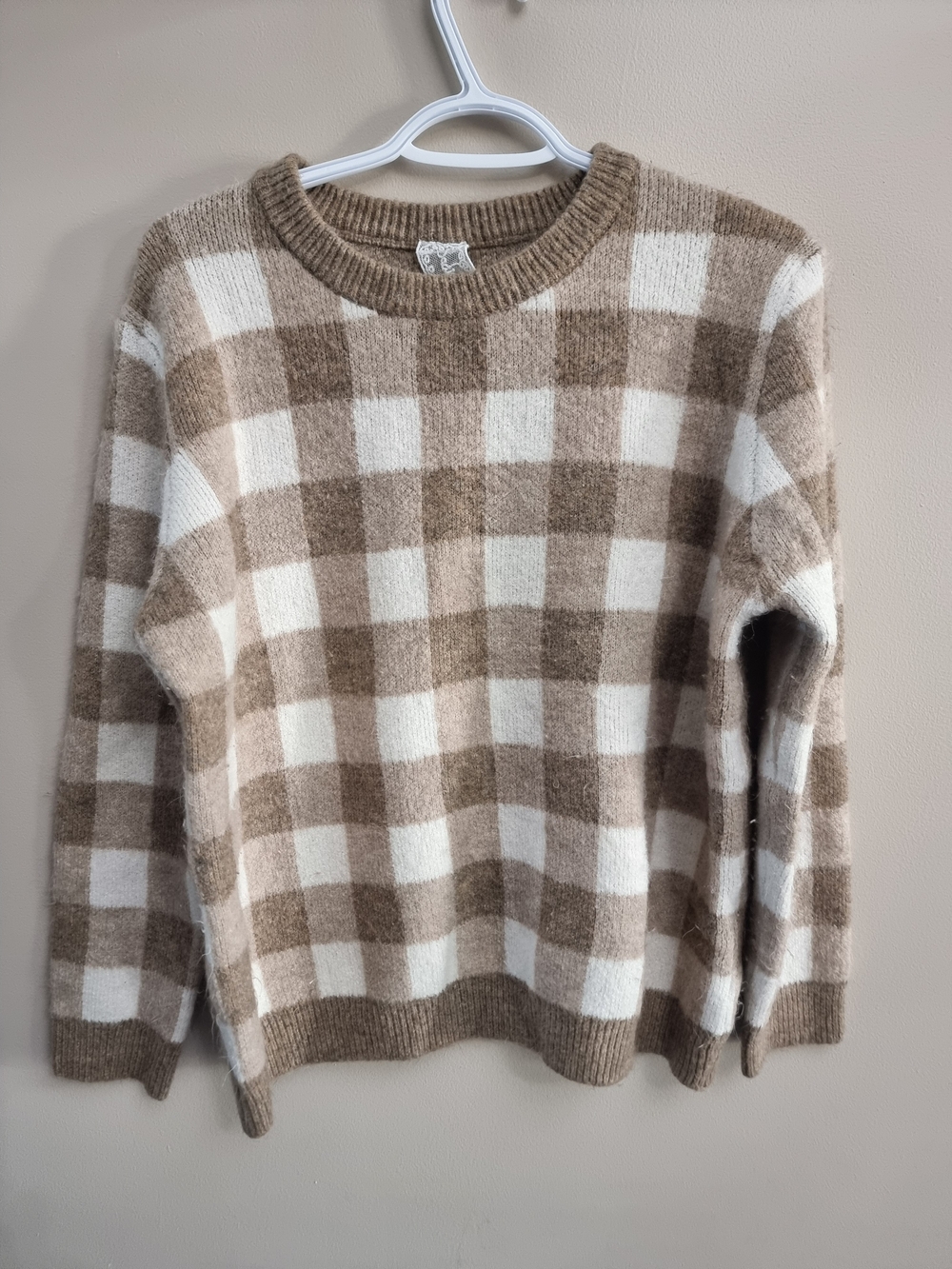 Sadie & Sage Cream and Tan Buffalo Check Crewneck Sweater